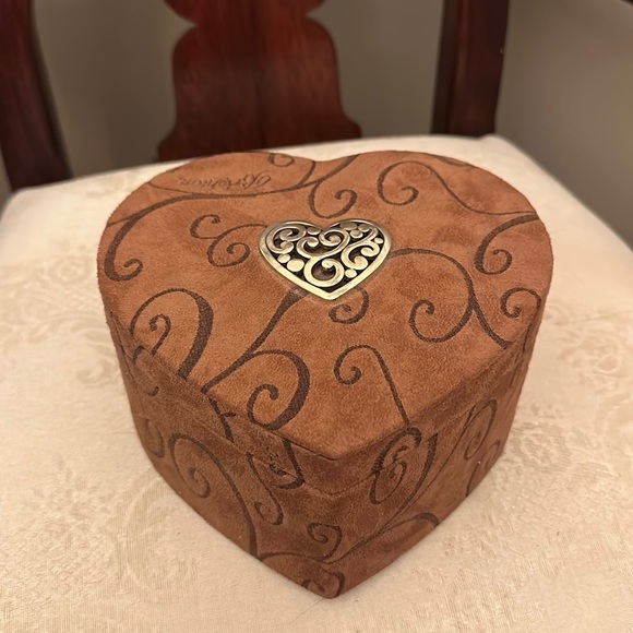 Like new Brighton suede 3-tier jewelry box in EUC, removable trays - Picture 1 of 16
